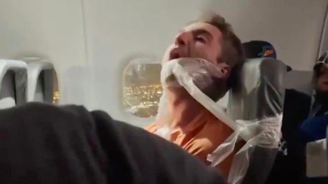 Uçakta terör estirdi! Çareyi koltuğa bantlamakta buldular