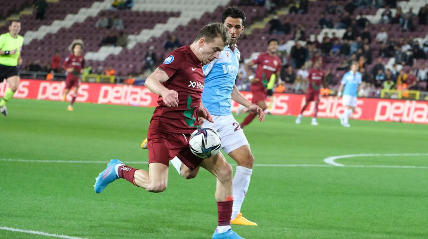 Şampiyon Trabzonspor son anda yıkıldı! Hatayspor'dan son dakika golü...