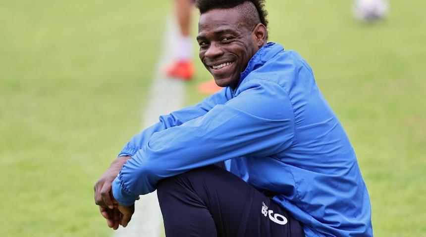 Fransız devine gidiyor! Balotelli'den yılın transferi