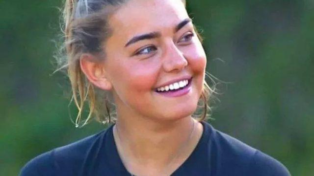 Survivor Aycan Yanaç'ın göğüs dekolteli pozu sosyal medyayı salladı! Beyazlar içinde paylaştı: Beyaz giyme toz olur