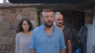 Kelebekler filminin konusu ne? Kelebekler filminin oyuncuları kimler? Ne anlatıyor?