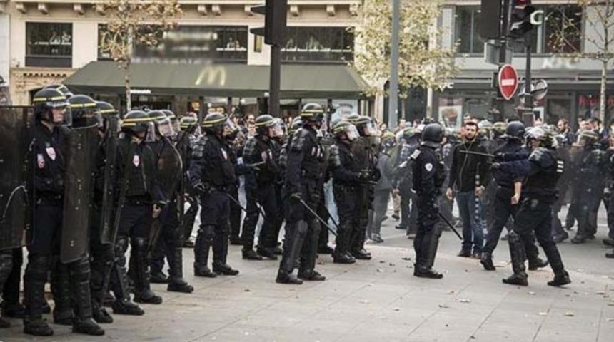 Fransa'da yol, okul ve metrolar kapatılabilecek