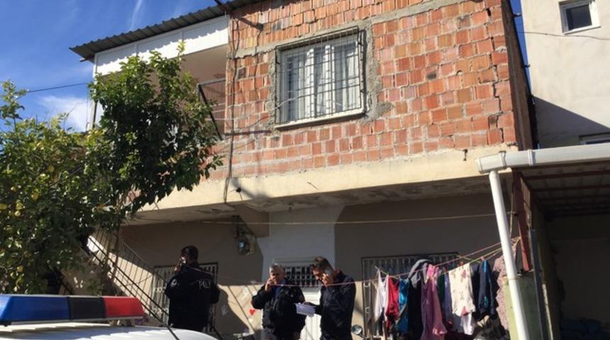 Adana' da vahşet; eşiyle iki &ccedil;ocuğunu &ouml;ld&uuml;r&uuml;p intihar etti
