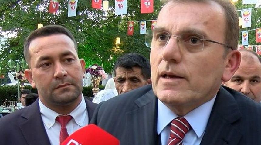 Son dakika | Zafer Partisi ile ittifak için açık kapı bıraktı! Vecdet Öz'den Ümit Özdağ açıklaması