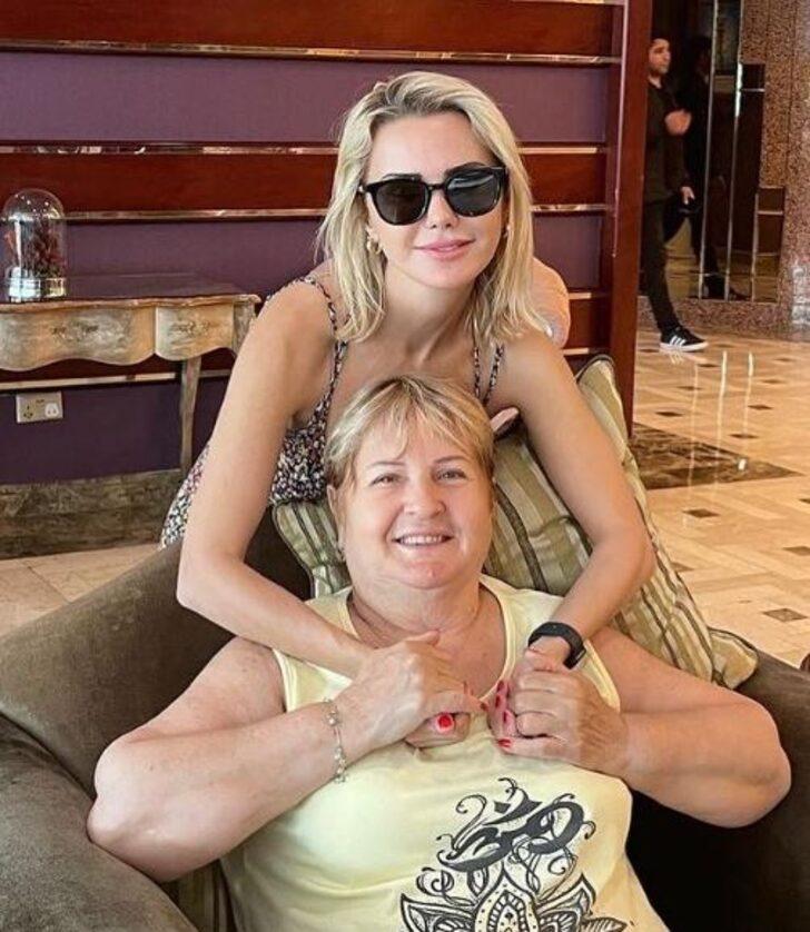 Pınar Altuğ'dan Ece Erken'e ünlülerin Anneler Günü mesajları! Sinem Kobal'dan karnı burnunda poz G3