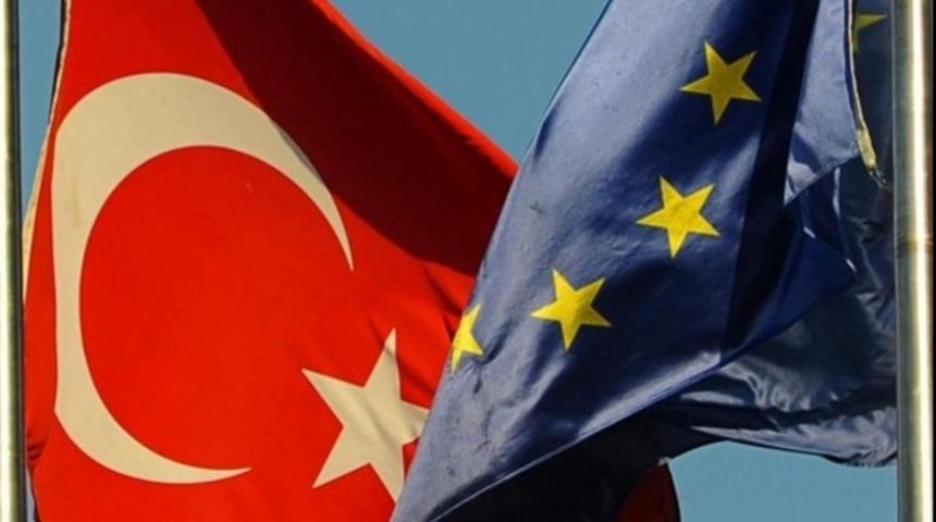 T&uuml;rkiye'ye vize muafiyetinin gecikmesi kesinleşti