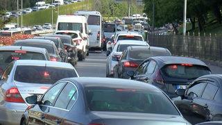 İstanbul'da trafik yoğunluğu! Durma noktasına geldi