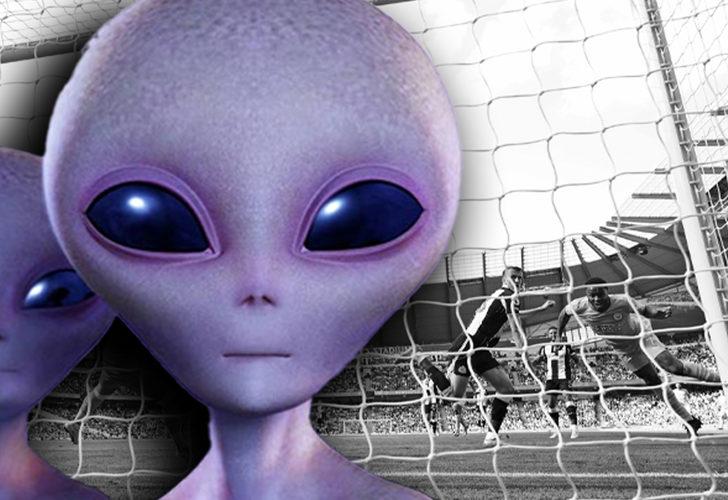Son dakika: Manchester City maçının ikinci yarısında bir garip olay! ''Uzaylılar dünyaya geldi''