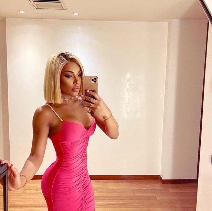 En büyük kalça yarışmasını kazanmak için mikroçip yerleştirdi! Kendiliğinden büyüyecek G1