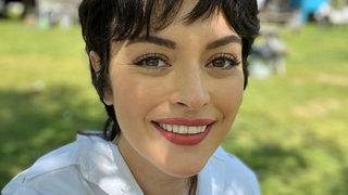 Ezgi Mola kiracılarını yine mutlu etti 