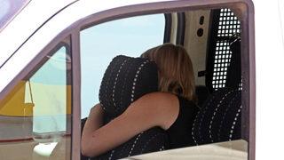 Marketten iç çamaşırı çaldı! Yakalanınca dehşet saçtı