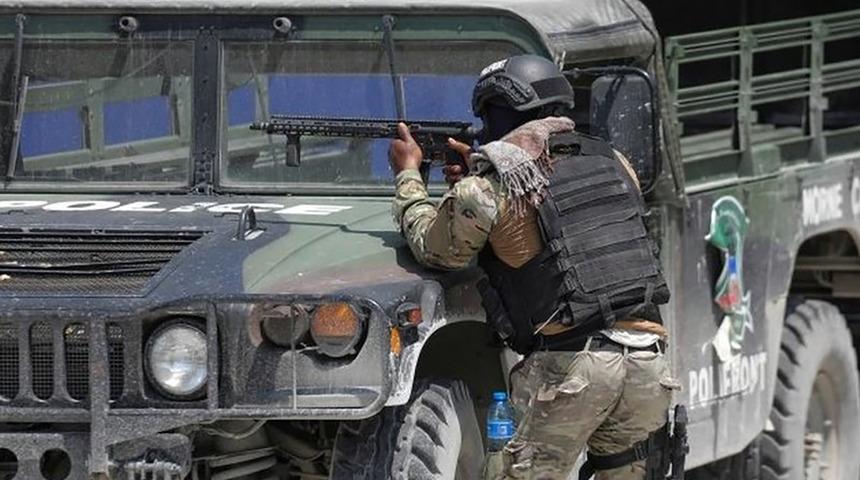 Haitili '400 Aptal' çetesi fidye için Türk vatandaşlarını kaçırdı! Büyükelçilik harekete geçti, Bakan Çavuşoğlu'ndan açıklama geldi