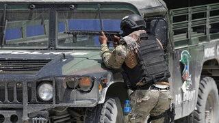 Haitili '400 Aptal' çetesi fidye için Türk vatandaşlarını kaçırdı! Büyükelçilik harekete geçti, Bakan Çavuşoğlu'ndan açıklama geldi