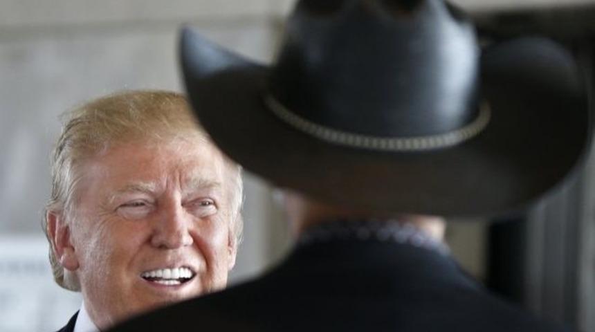 Trump Milwaukee'de siyah genci &ouml;ld&uuml;ren polisi savundu