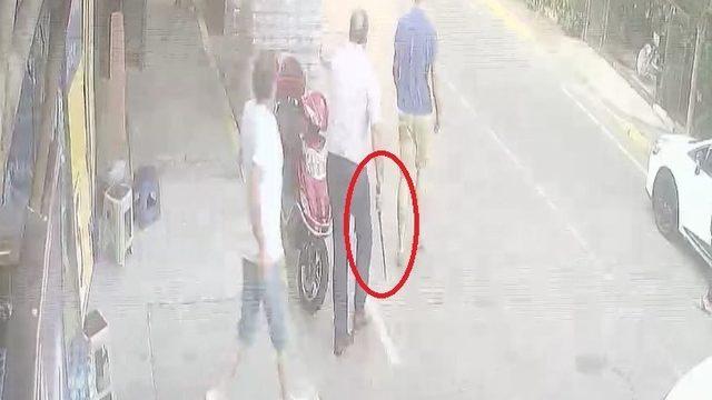 Bir metrelik kılıçla dehşet saçtı! 'Ninja değilsin, Terminatör değilsin...'