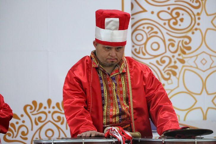 Manisa'da kurulan "Engelsiz Mehter Takımı" ilk konserine hazırlanıyor G2