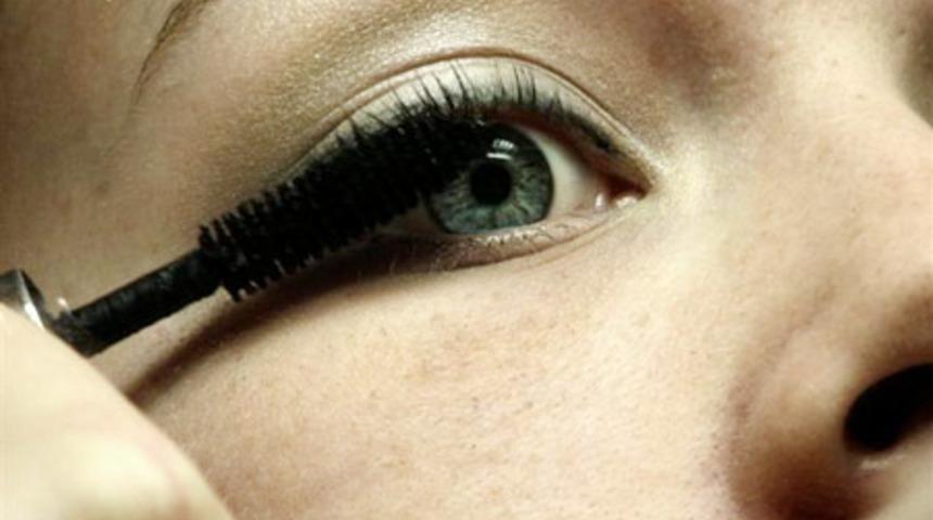 5 Dakikada Gece Makyajı 