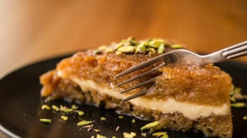 PADİŞAH TATLISI İLE ŞÖLEN YAŞAYACAKSINIZ! Padişah tatlısı nasıl yapılır? Padişah tatlısı tarifi ve malzemeleri nelerdir? 