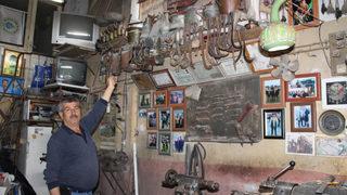 Çocukluk hayalini gerçekleştirdi! Dükkanını müzeye çevirdi: Geçmişe bakıyoruz