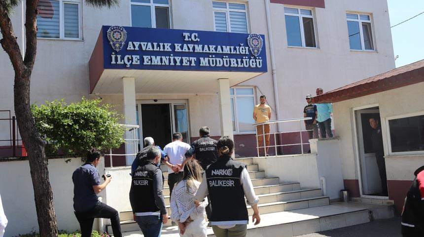 Ay Grubu isimli uyuşturucu çetesinin lideri yakalandı! Gemilerle taşıyorlardı