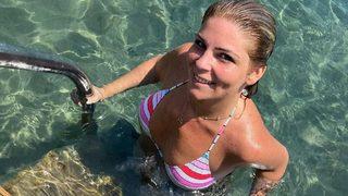 96 kilo veren Pelin Öztekin bikinisiyle adeta şov yaptı! Sizi seyretmek güzel Pelin hanım