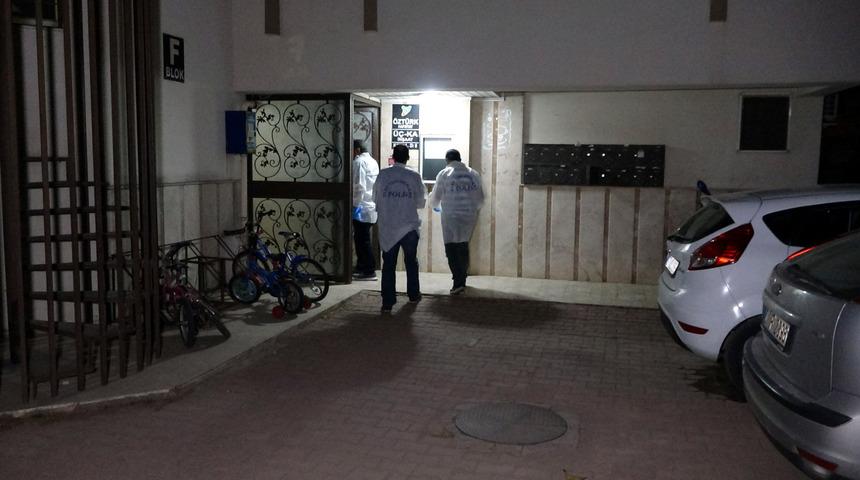 Suriye uyruklu tıp öğrencisi, Antalya'daki evinde ölü bulundu