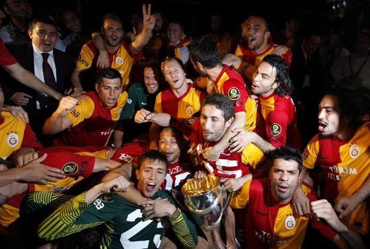 Son dakika: Galatasaraylı Fernando Muslera eski defterleri açtı, Fenerbahçe'ye gönderme yaptı!