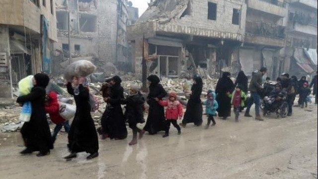 Halep'te sivil tahliyesi için Türkiye'de kırmızı alarm