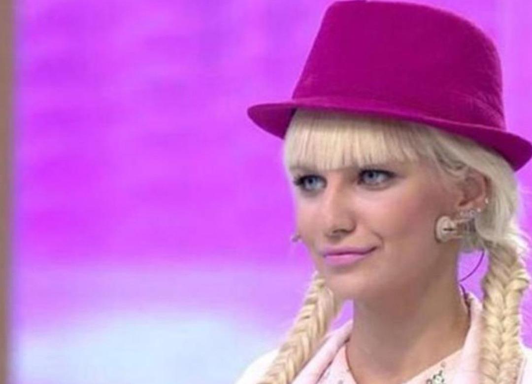 İşte Benim Stilim ile &uuml;nlenen Ayşenur Balcı &ouml;yle bir değişti ki tanımak imkansız!