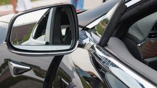 Elon Musk'ın Tesla'sından şok bir karar daha! On binlerce araç...