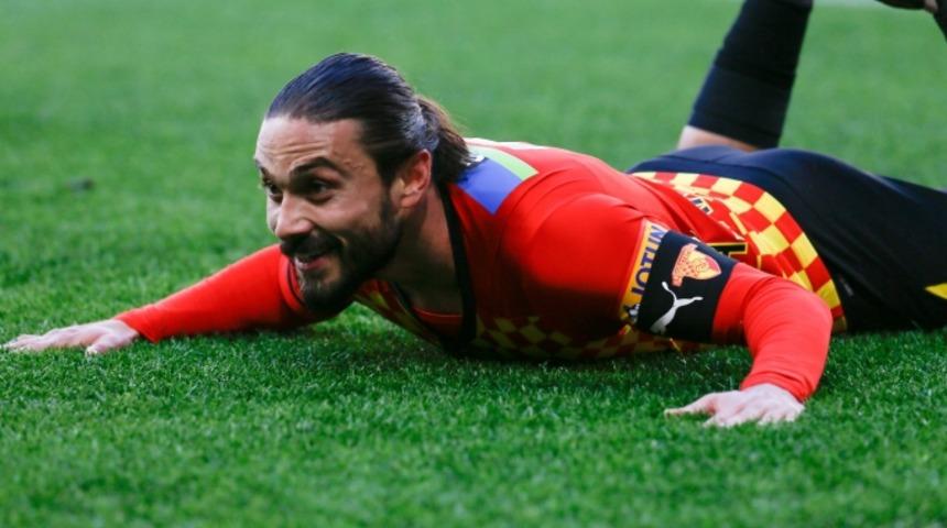 Son dakika: Galatasaray'dan Fenerbahçe'ye tarihi transfer çalımı geliyor! Halil Akbunar...