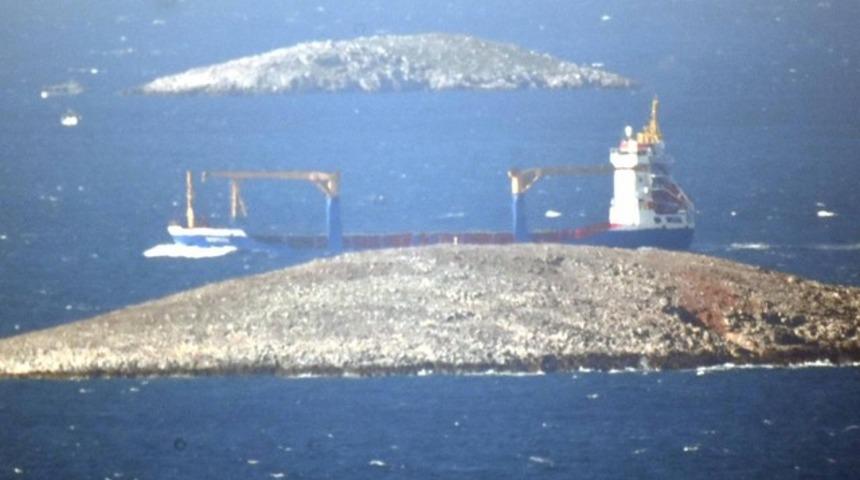 Kardak'ta Türk-Yunan botları arasında kovalamaca