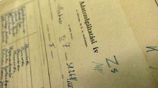 Tadilat yaparken Nazi belgeleri buldular