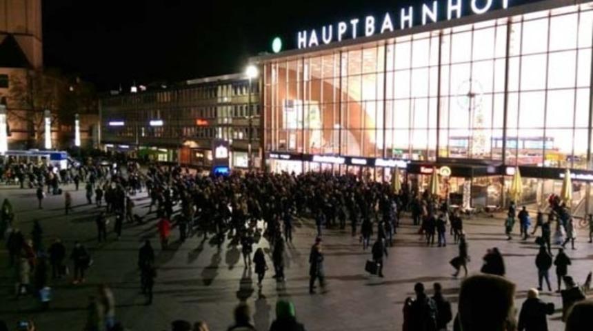 K&ouml;ln'de hareketli dakikalar