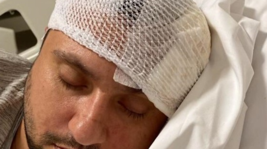 Taksiciden yolcuya 'alkol' dayağı iddiası! 'Ramazan Ramazan içiyor musunuz?' deyince...