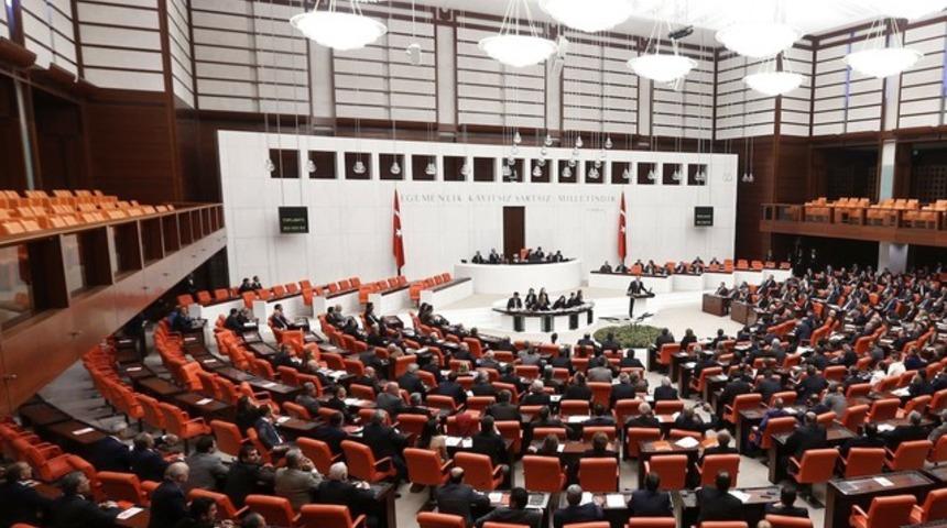 HDP heyeti yarın Davutoğlu ile g&ouml;r&uuml;şecek