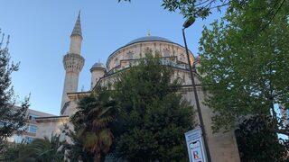 Şişli Camii'nde ilginç anlar! İntihardan vazgeçince, manzara fotoğrafı çekti