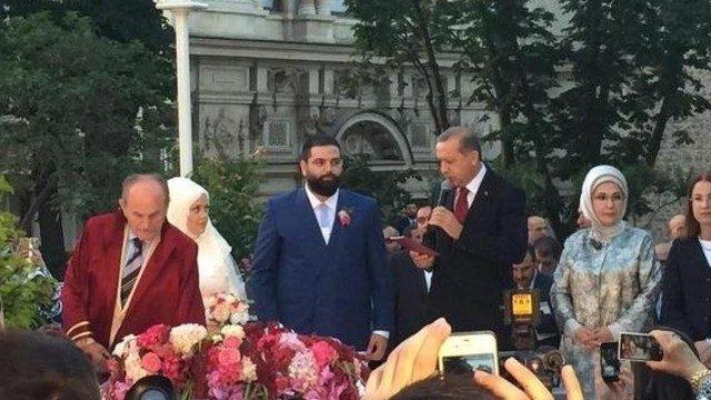 'Pelikan Dosyası'nın ilk kurbanı: Taha Ün hesabını kapatıp gitti