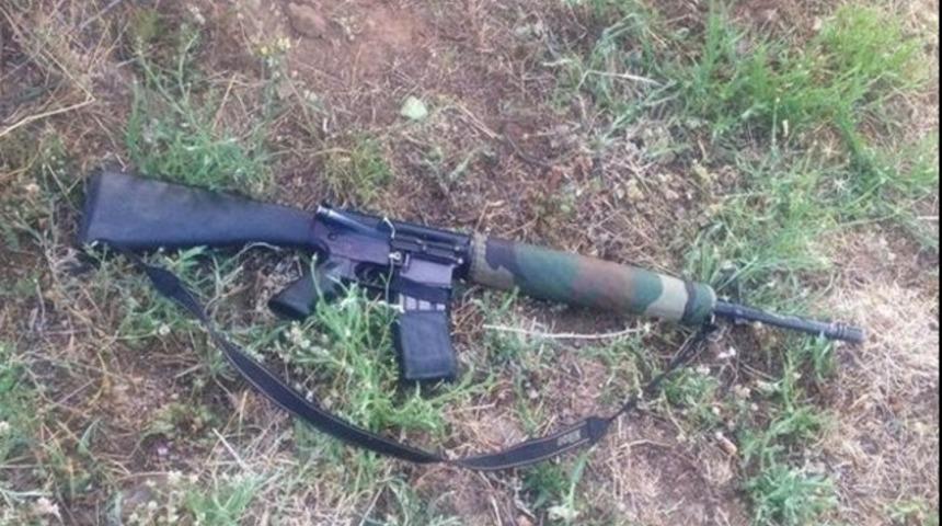 2 PKK'lı ter&ouml;rist &ouml;ld&uuml;r&uuml;ld&uuml;