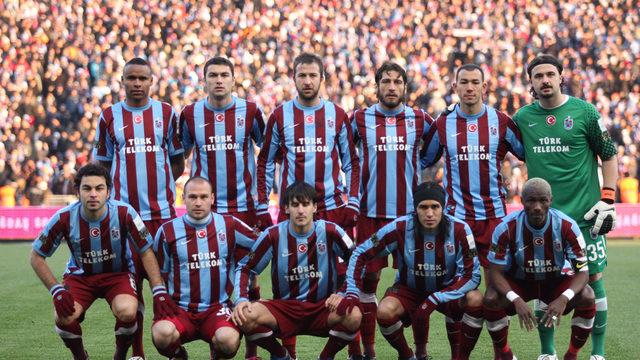 Trabzonspor'un şampiyonluk kutlaması çok konuşulacak! Ünlü yağmuru var...