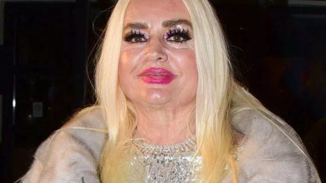 Banu Alkan kendine iltifat etti! Göğüs dekolteli videosunun altına bakın ne yazdı...