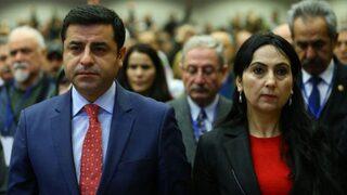 Selahattin Demirtaş ve Figen Yüksekdağ tutuklandı