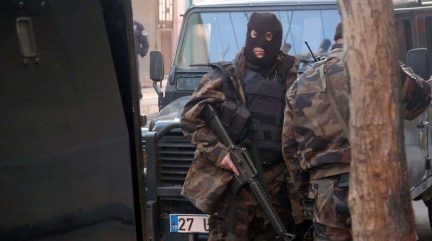 Sokağa &ccedil;ıkma yasağının devam ettiği Cizre'de son durum 