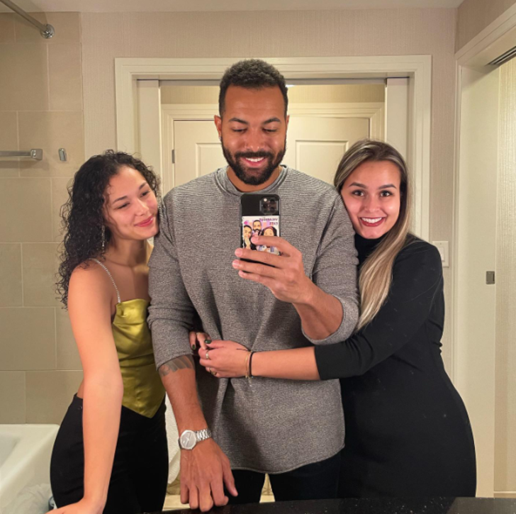 Sosyal medyanın gündemine oturdu! Üçlü ilişki itirafı olay yarattı: Ailem bilse reddeder G4