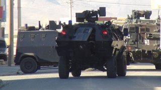 Zırhlı araç geçişi sırasında patlama