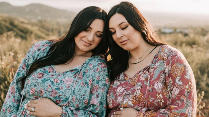 Tek yumurta ikizlerinden tesadüfi doğum! Aynı gün doğum yaptılar, sadece saat farkı vardı