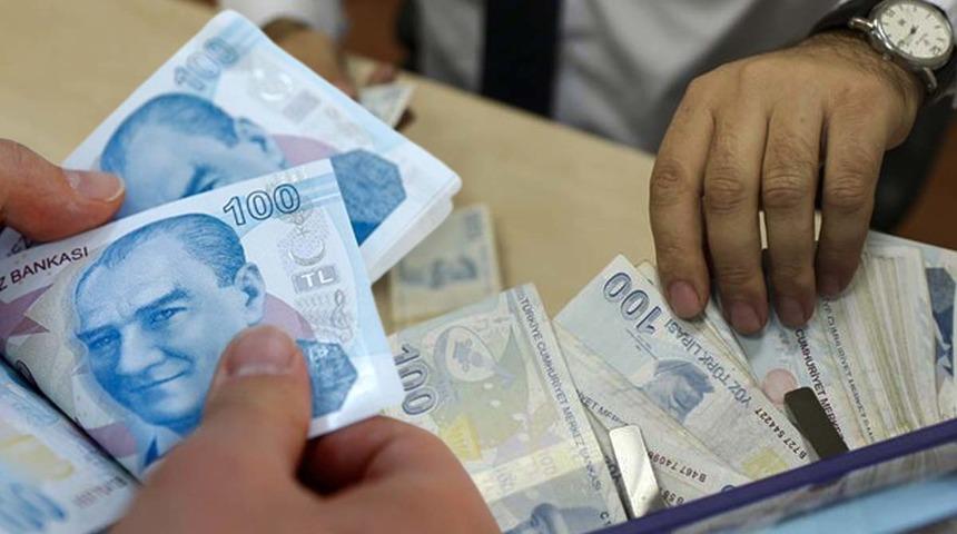 SGK'dan önemli uyarı! Bunu yapanların maaşı kesiliyor