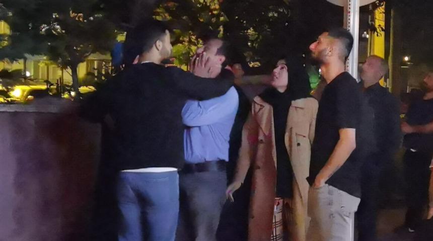 Bursa'da apartman dairesinde yangın! Evini gözyaşlarıyla izledi