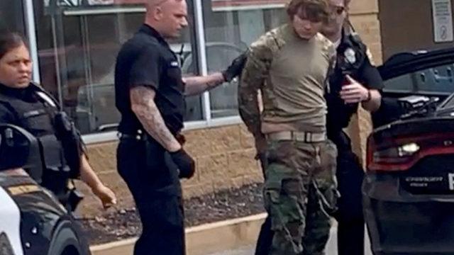 Son dakika: ABD'de süpermarkette silahlı saldırı! Çok sayıda ölü var, sosyal medyadan canlı yayınlamış