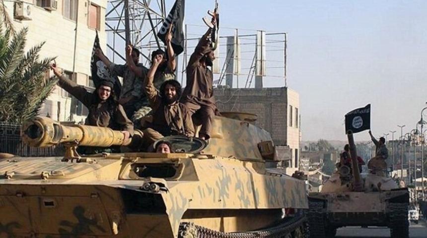 IŞİD Dabık'a yığınak yapıyor